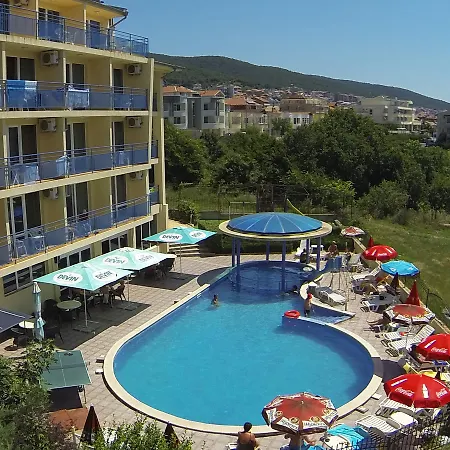 Peshev Family Vlas Hotel 3*