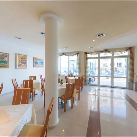 Hotel Peshev Family Vlas